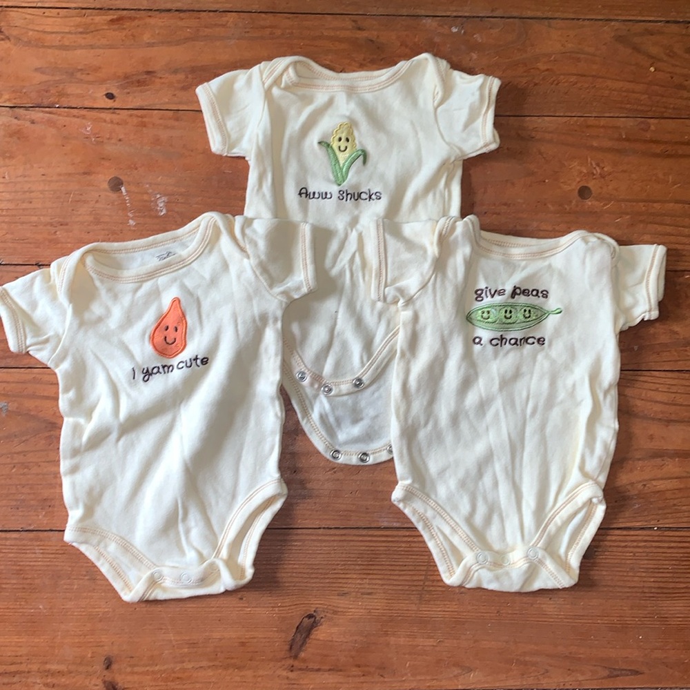 Three 0-3 month short sleeve onesies, 100% organic cotton